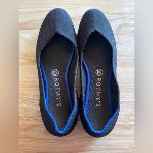 Rothy’s round toe flat